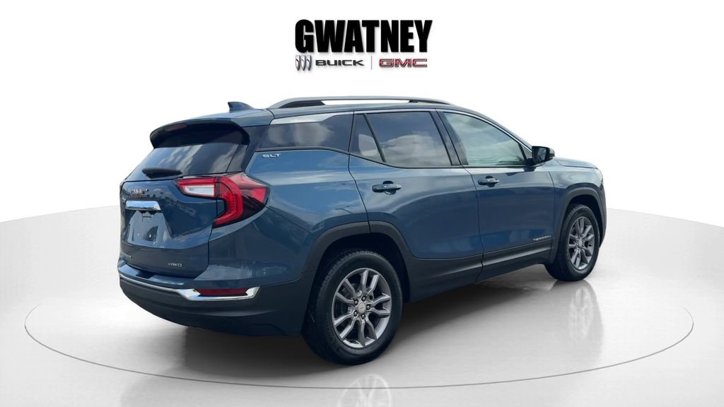 Used 2024 GMC Terrain SLT image 7
