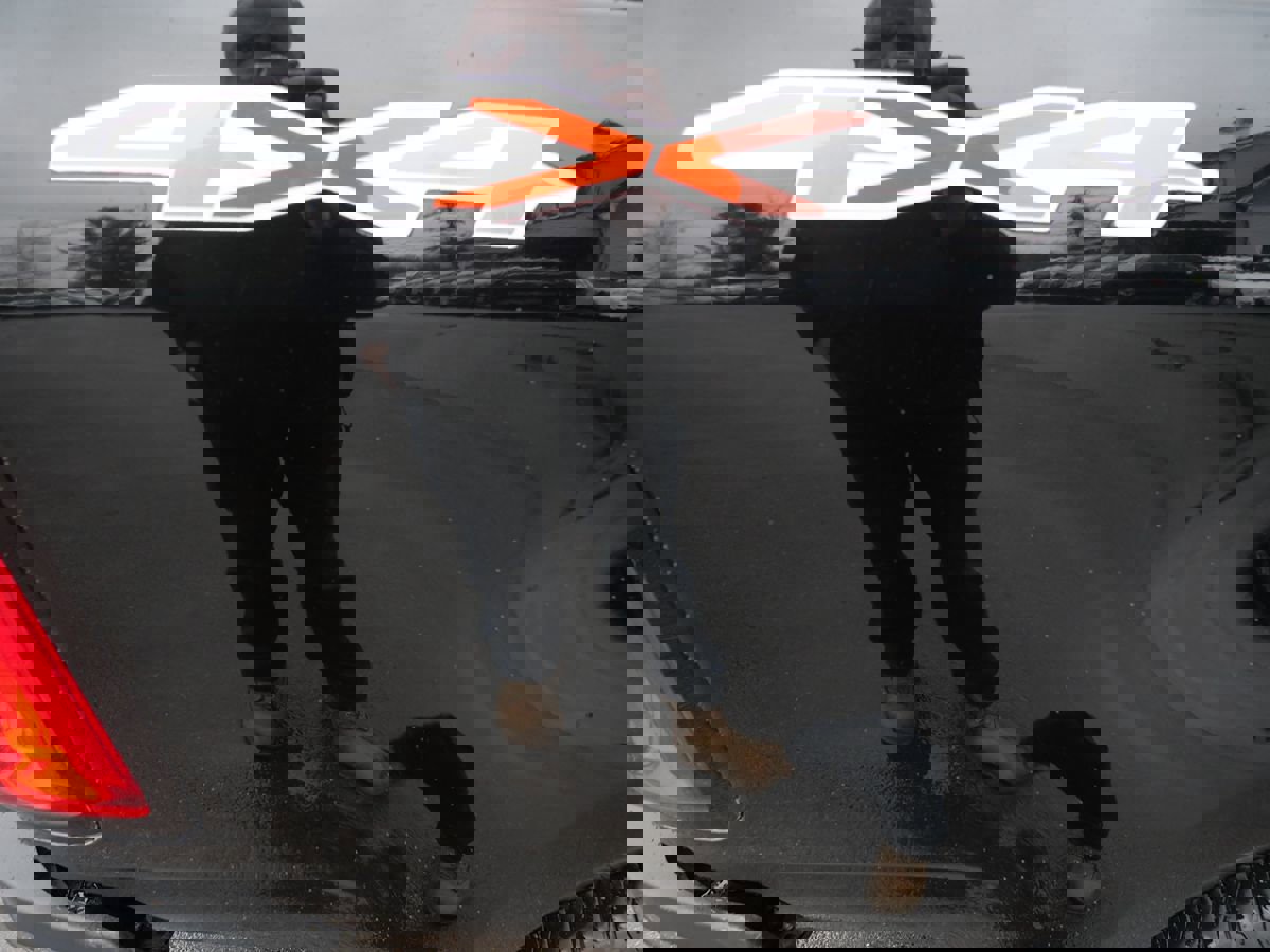 Used 2022 Chevrolet Colorado LT w/ LT Convenience Package image 30