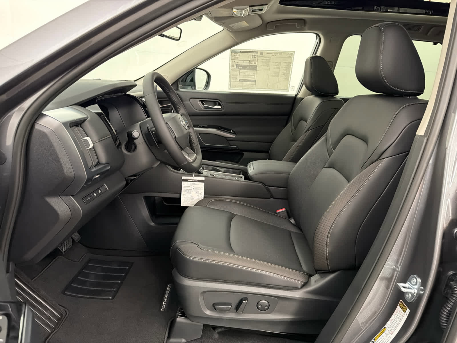 New 2026 Nissan Pathfinder SL w/ SL Premium Package image 14