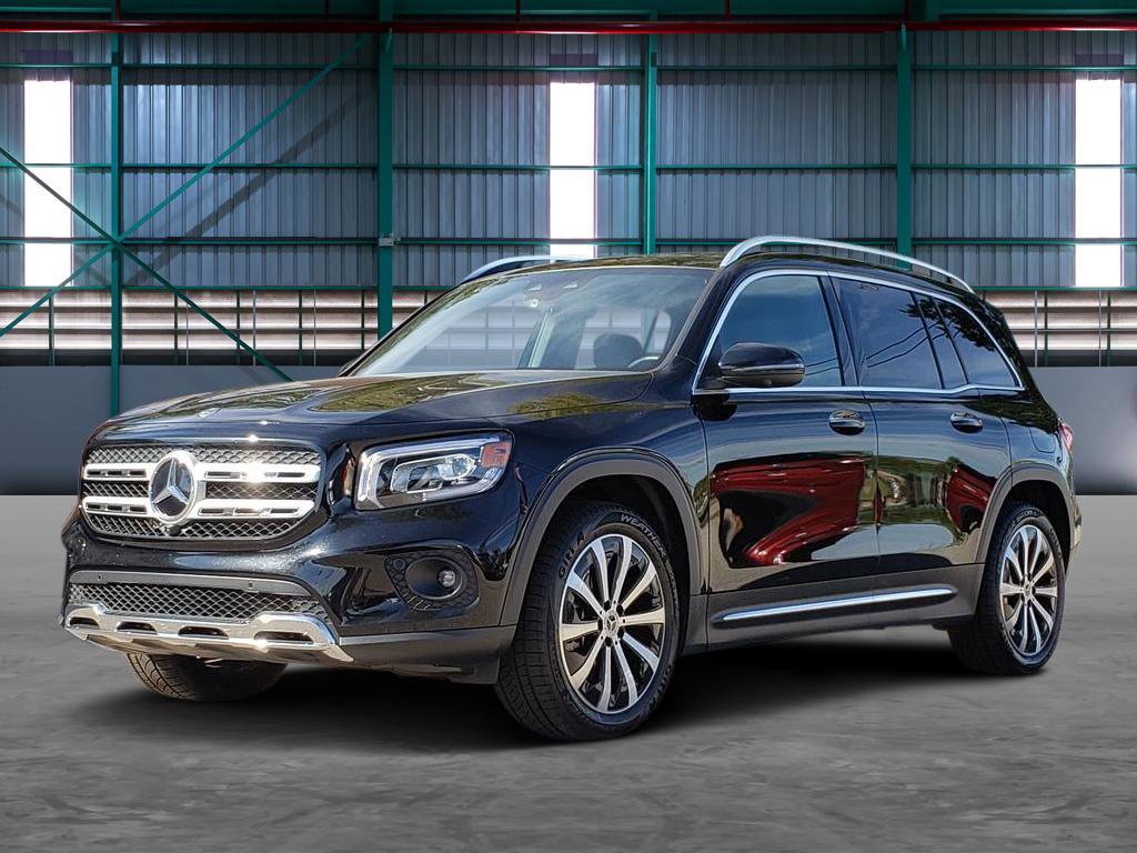 Used 2023 Mercedes-Benz GLB 250 4MATIC image 1