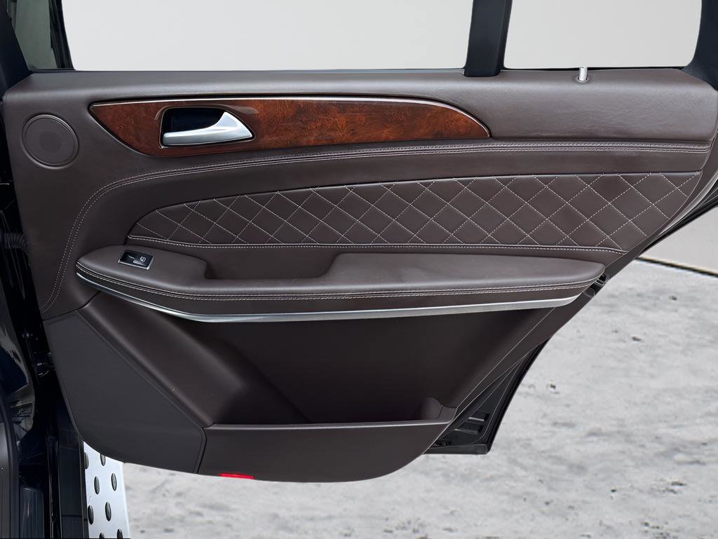 Used 2019 Mercedes-Benz GLS 550 4MATIC image 28