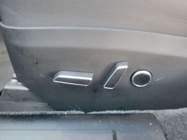 Used 2021 Tesla Model S Plaid image 24