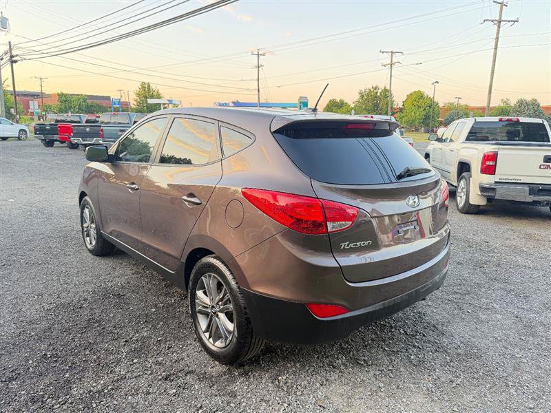 Used 2015 Hyundai Tucson GLS w/ Option Group 02 FWD image 7