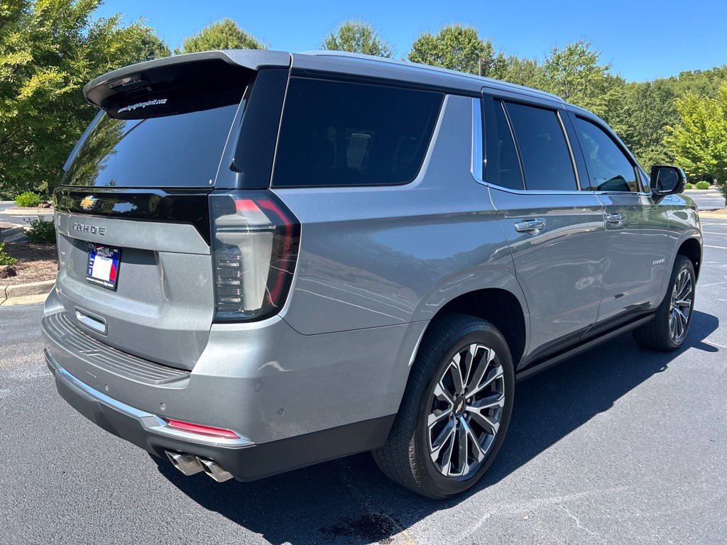 Used 2025 Chevrolet Tahoe High Country AWD/4WD image 28