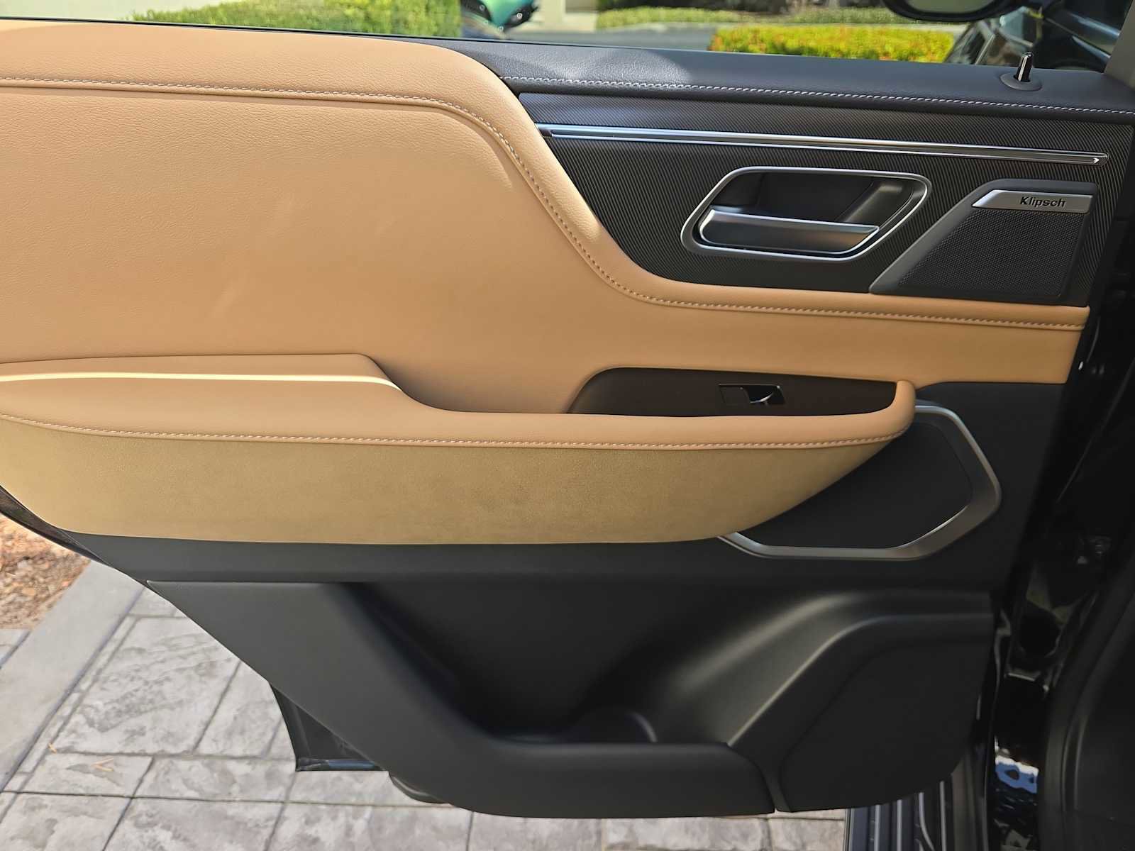 New 2026 INFINITI QX80 Luxe w/ Cargo Package image 10