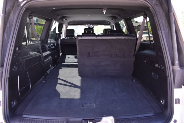 Used 2023 Jeep Wagoneer L Series II AWD/4WD image 23