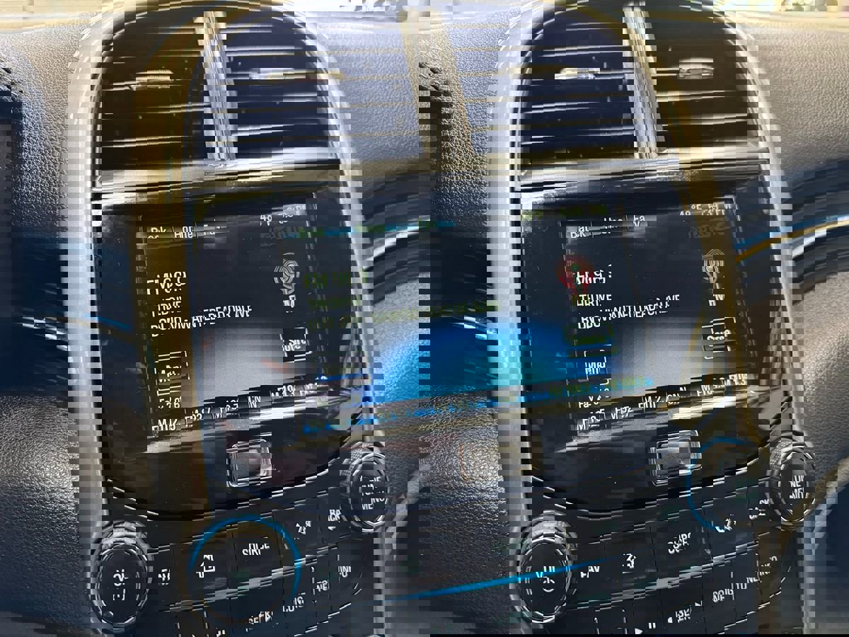 Used 2016 Chevrolet Malibu LT image 27