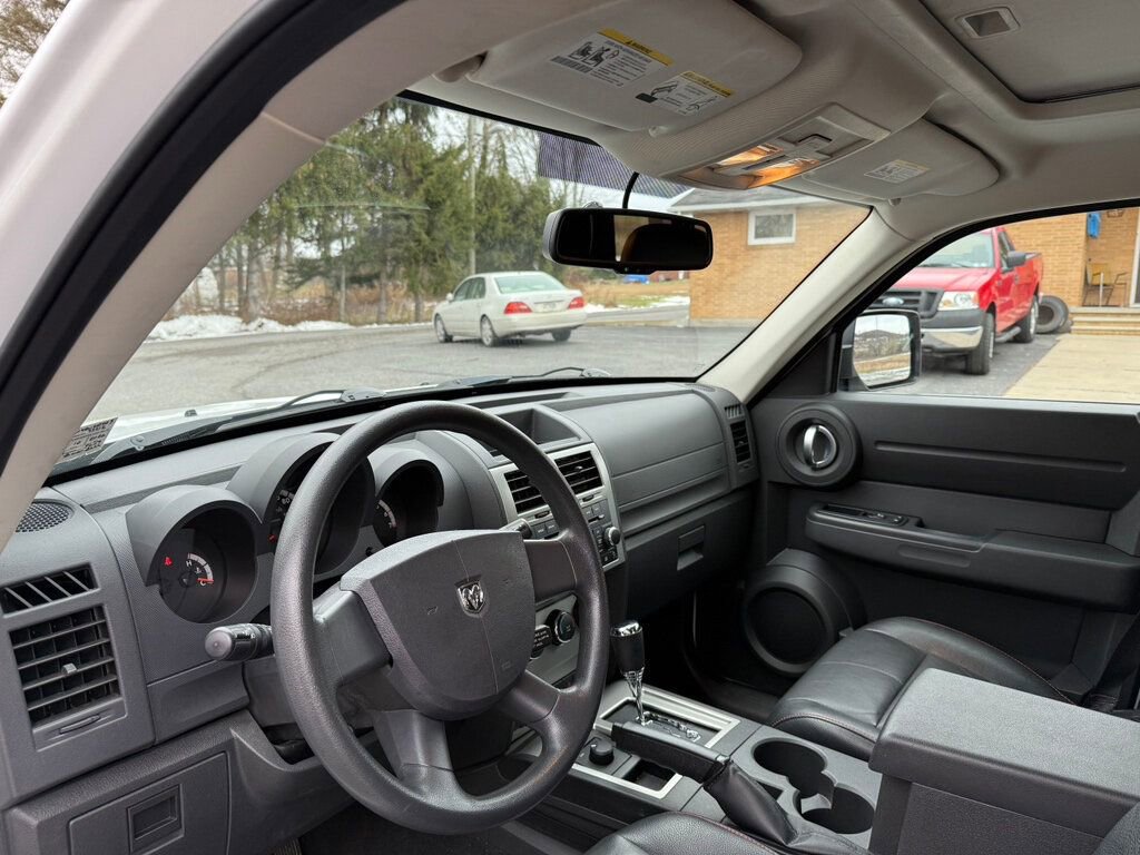 Used 2011 Dodge Nitro Heat image 22