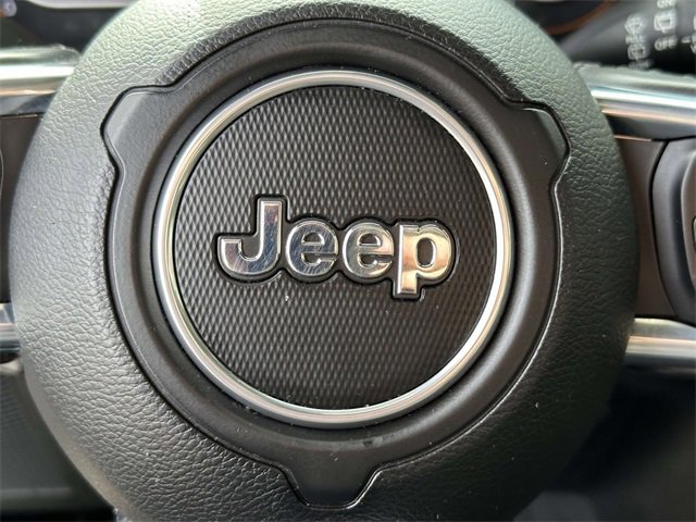 Certified 2020 Jeep Wrangler Unlimited Sahara image 32