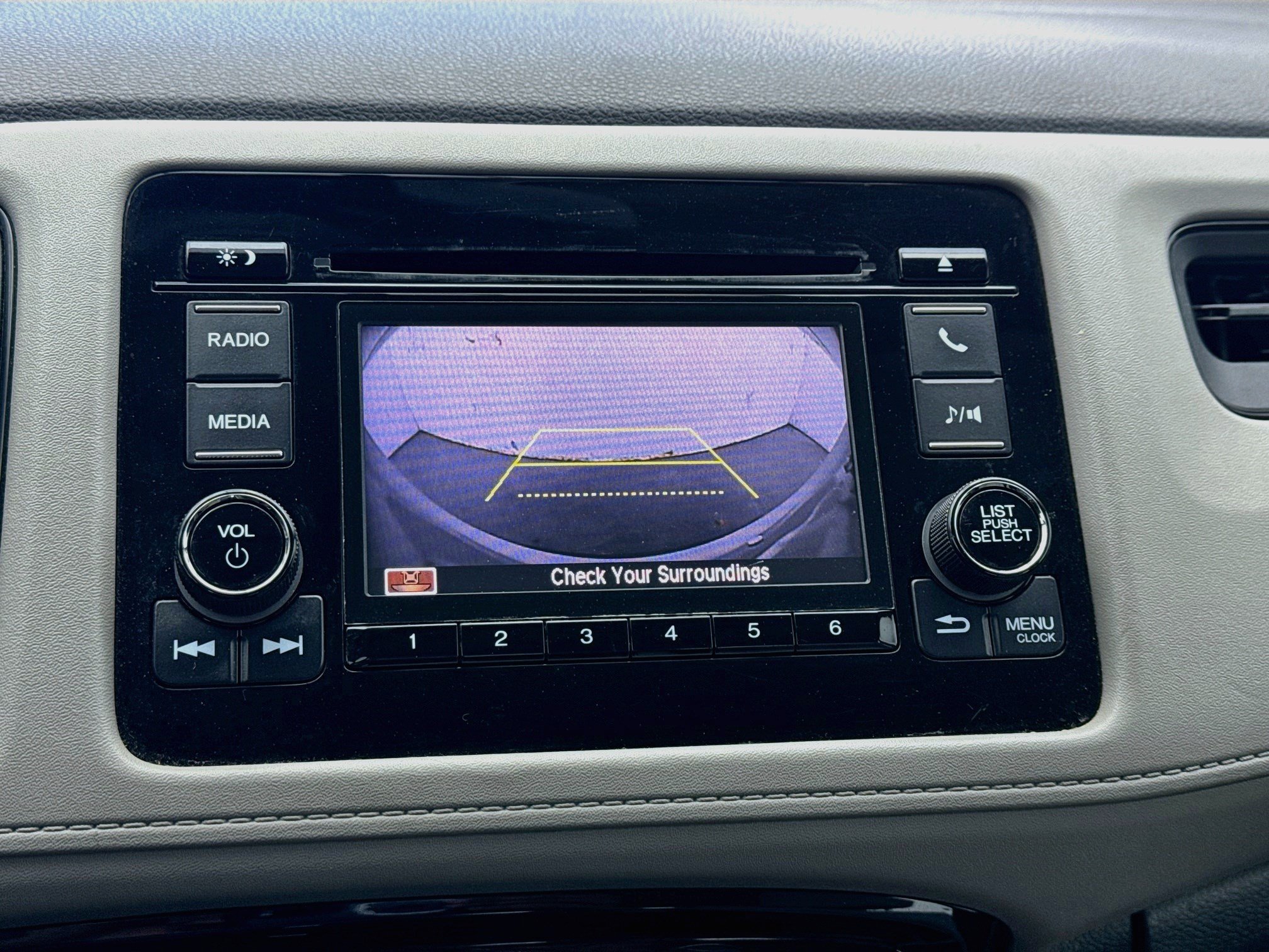 Used 2019 Honda HR-V LX image 10