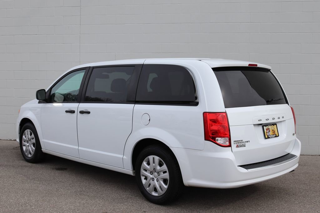 Used 2019 Dodge Grand Caravan SE image 3