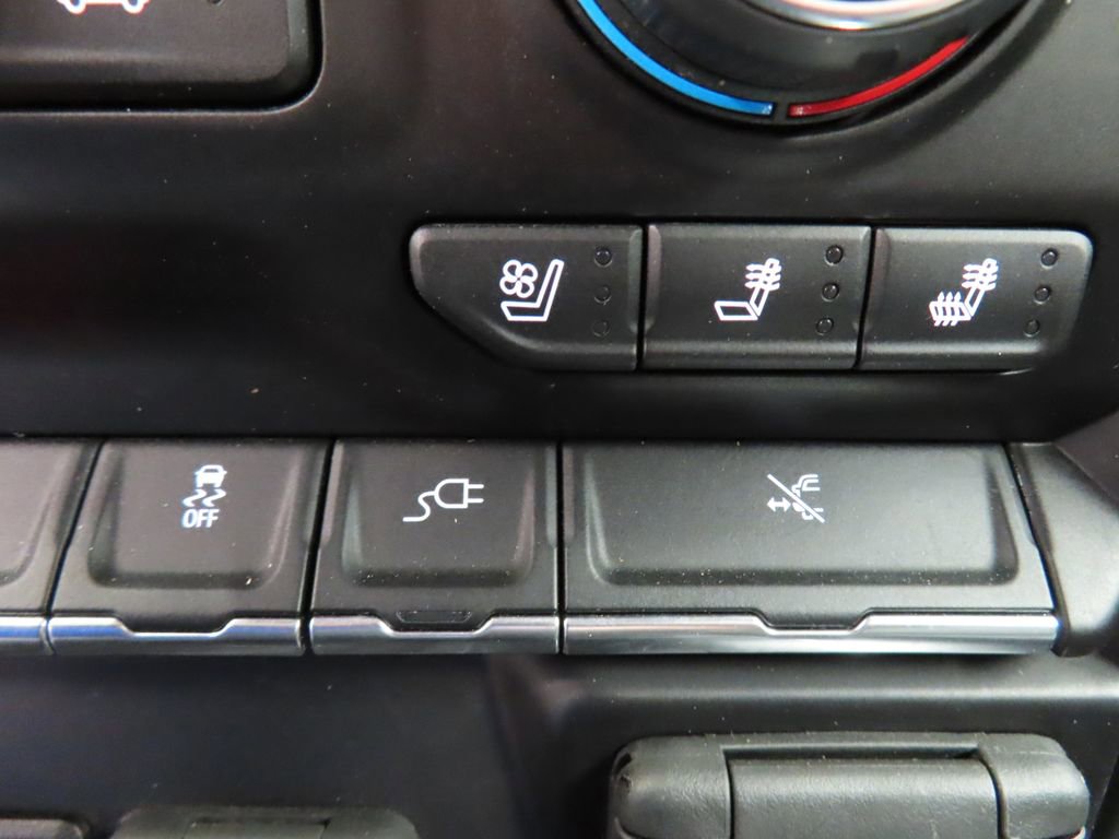 Used 2019 Chevrolet Silverado 1500 LTZ w/ LTZ Plus Package AWD/4WD image 57