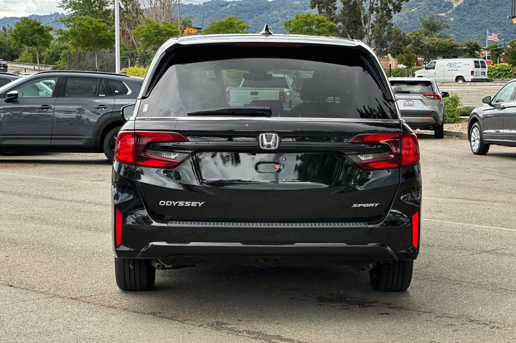 Certified 2025 Honda Odyssey Sport-L image 5