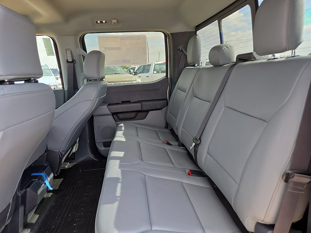 New 2026 Ford F350 XL w/ XL Chrome Package AWD/4WD image 16