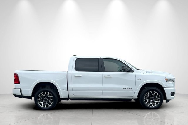 New 2026 RAM 1500 Laramie AWD/4WD image 3