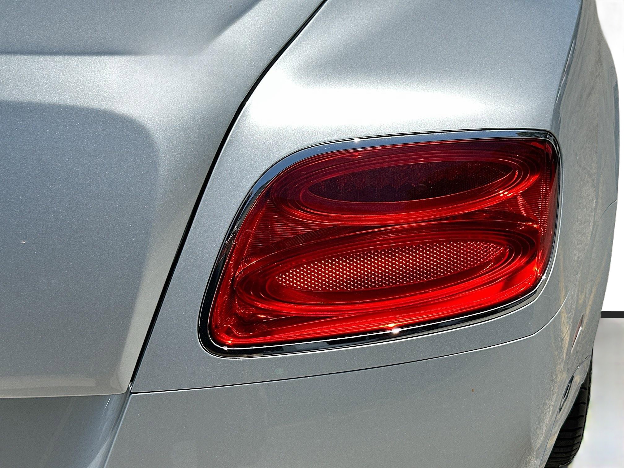 Used 2015 Bentley Continental GT image 30