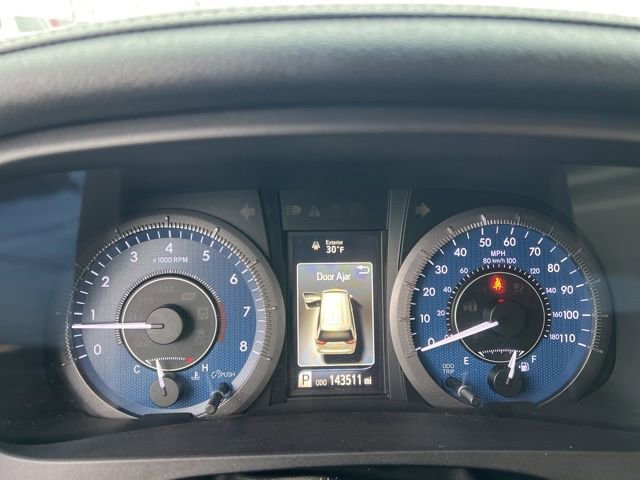 Used 2016 Toyota Sienna XLE image 12