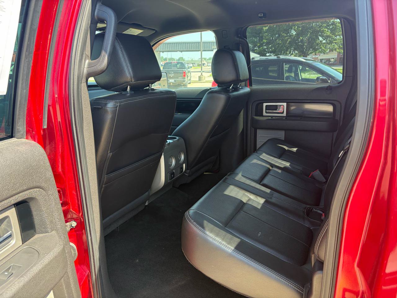 Used 2012 Ford F150 FX4 w/ FX Luxury Pkg AWD/4WD image 8