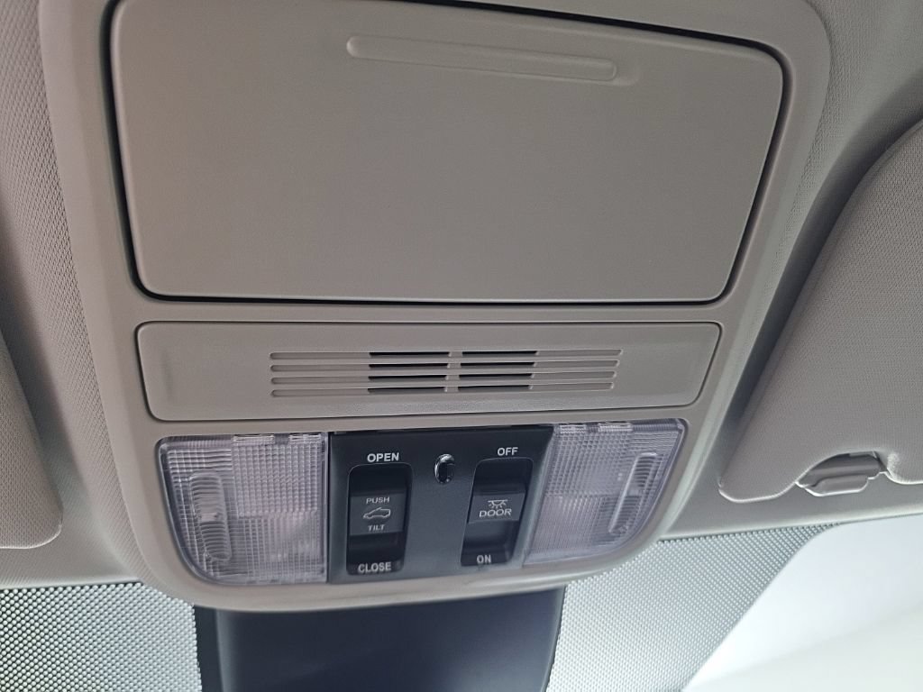 Used 2026 Honda Odyssey EX-L image 22