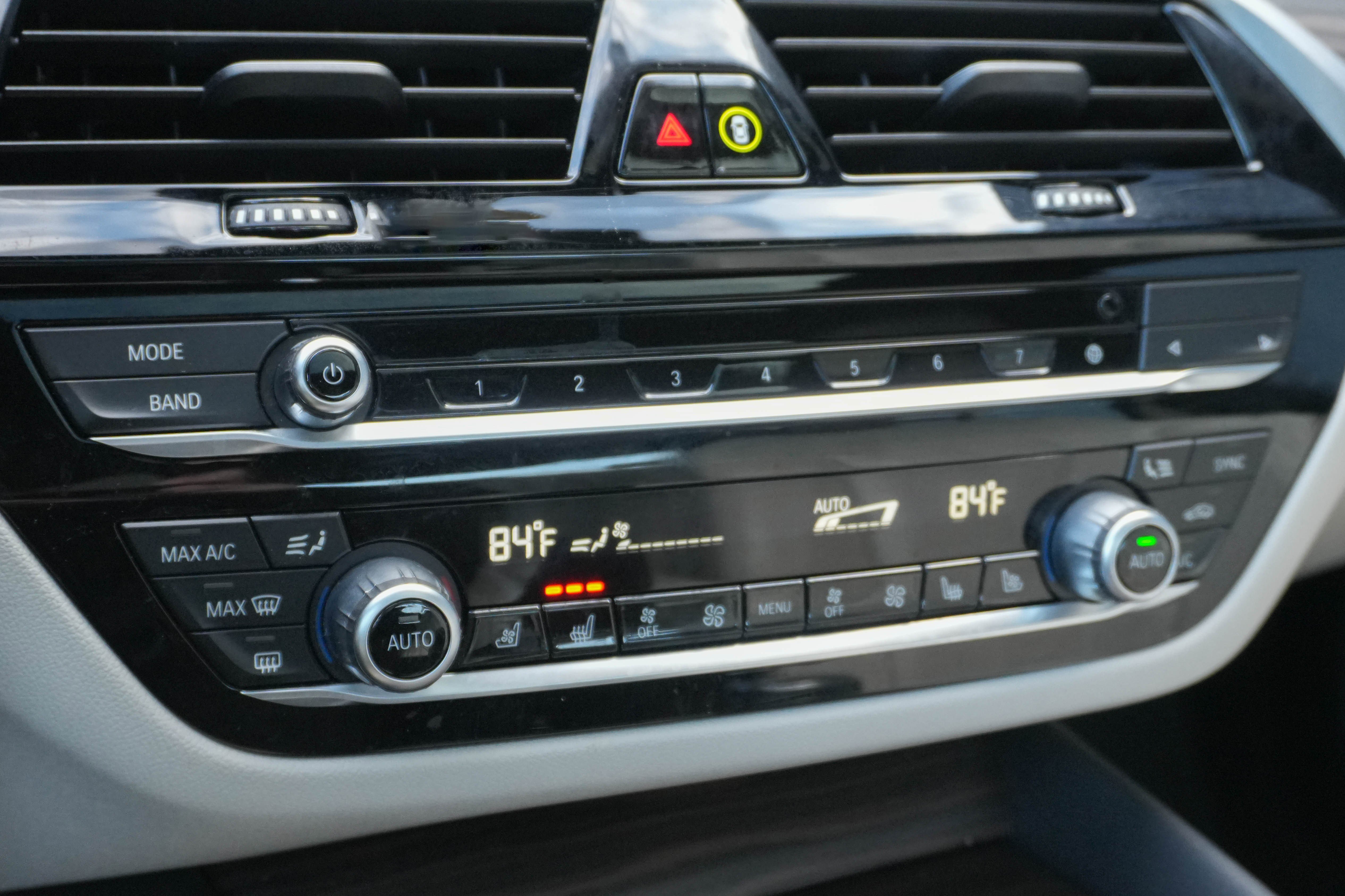 Certified 2023 BMW 540i w/ Premium Package image 25