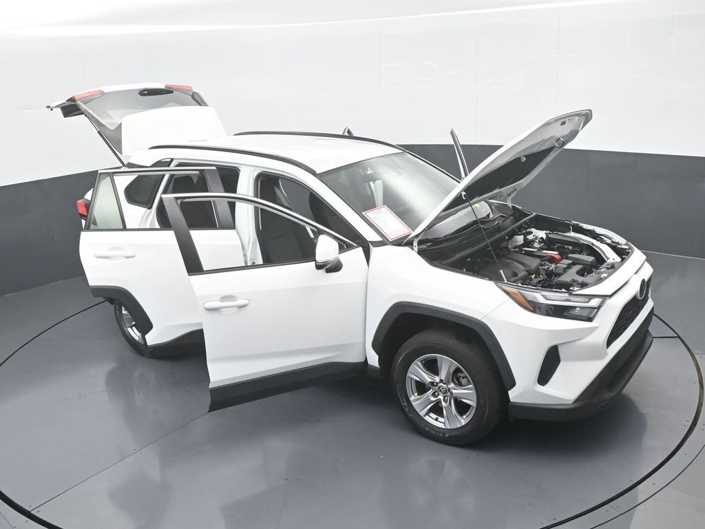 Used 2023 Toyota RAV4 XLE image 60