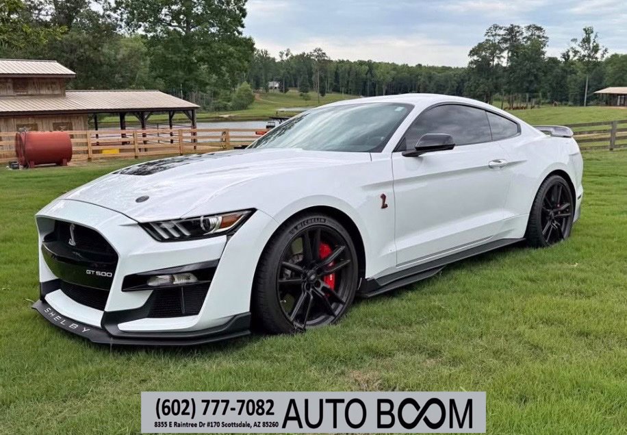 Used 2021 Ford Mustang Shelby GT500 w/ Technology Package RWD image 1
