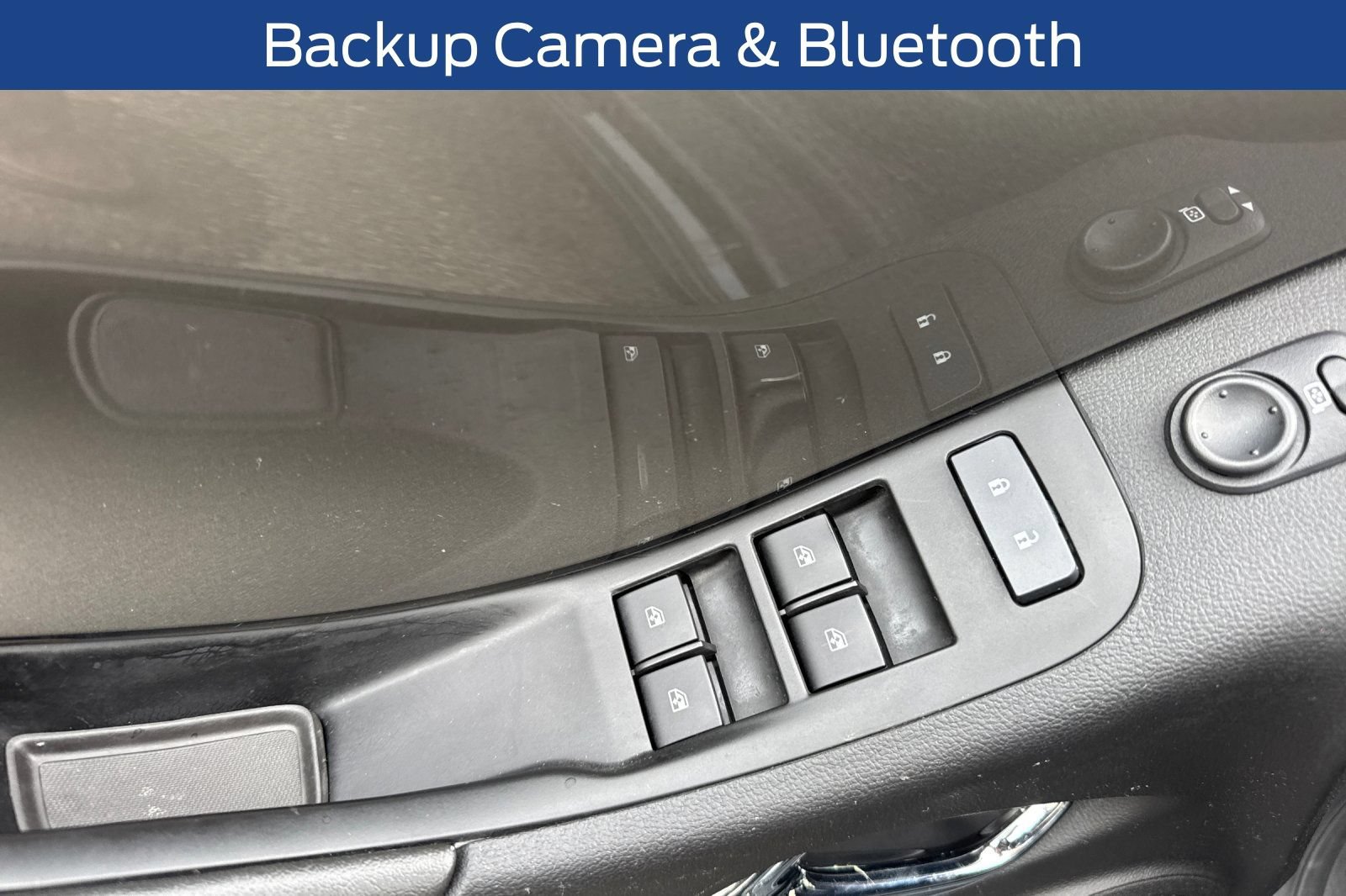 Used 2015 Chevrolet Camaro LT RWD image 15