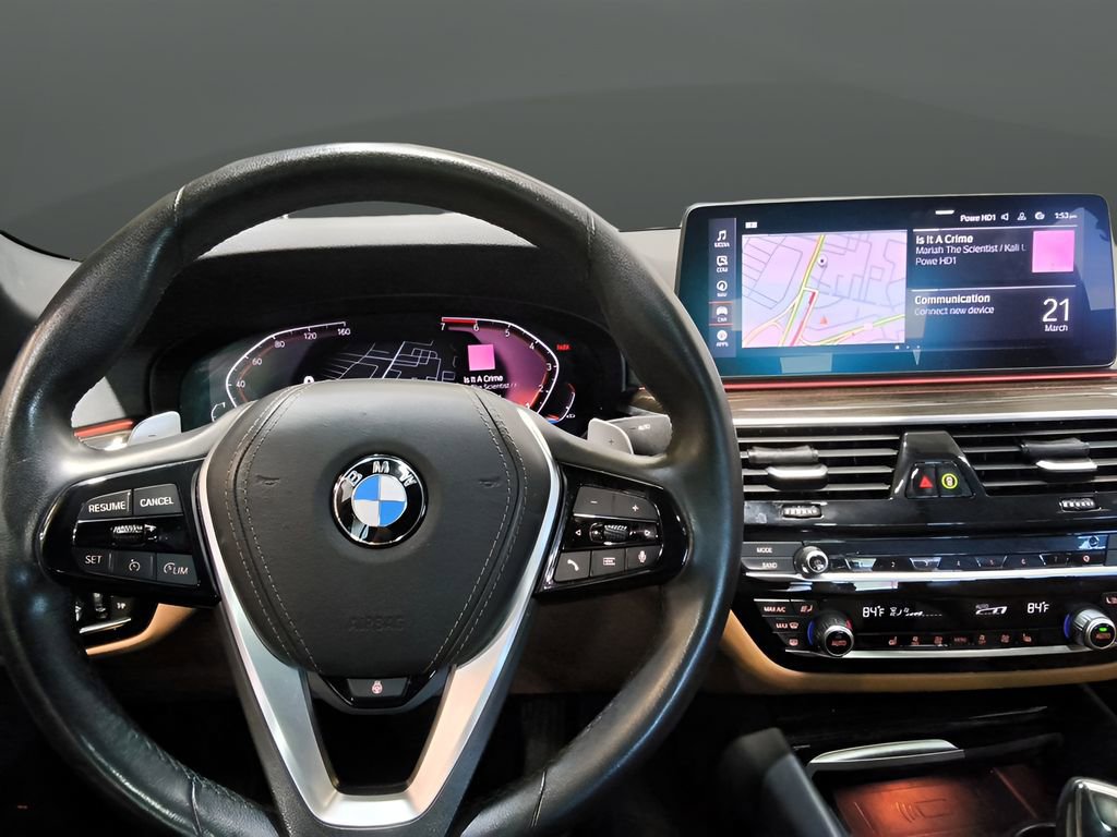 Used 2023 BMW 530i xDrive w/ Premium Package image 22