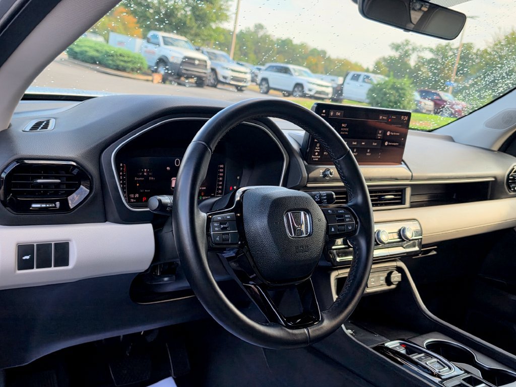 Used 2026 Honda Pilot EX-L image 11
