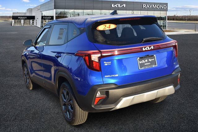 Certified 2024 Kia Seltos LX image 4