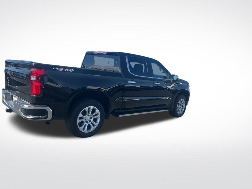 Used 2023 Chevrolet Silverado 1500 LTZ w/ LPO, Dark Essentials Package image 18