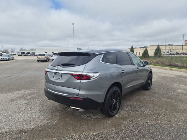 Used 2024 Buick Enclave Essence w/ Experience Buick Package FWD image 5