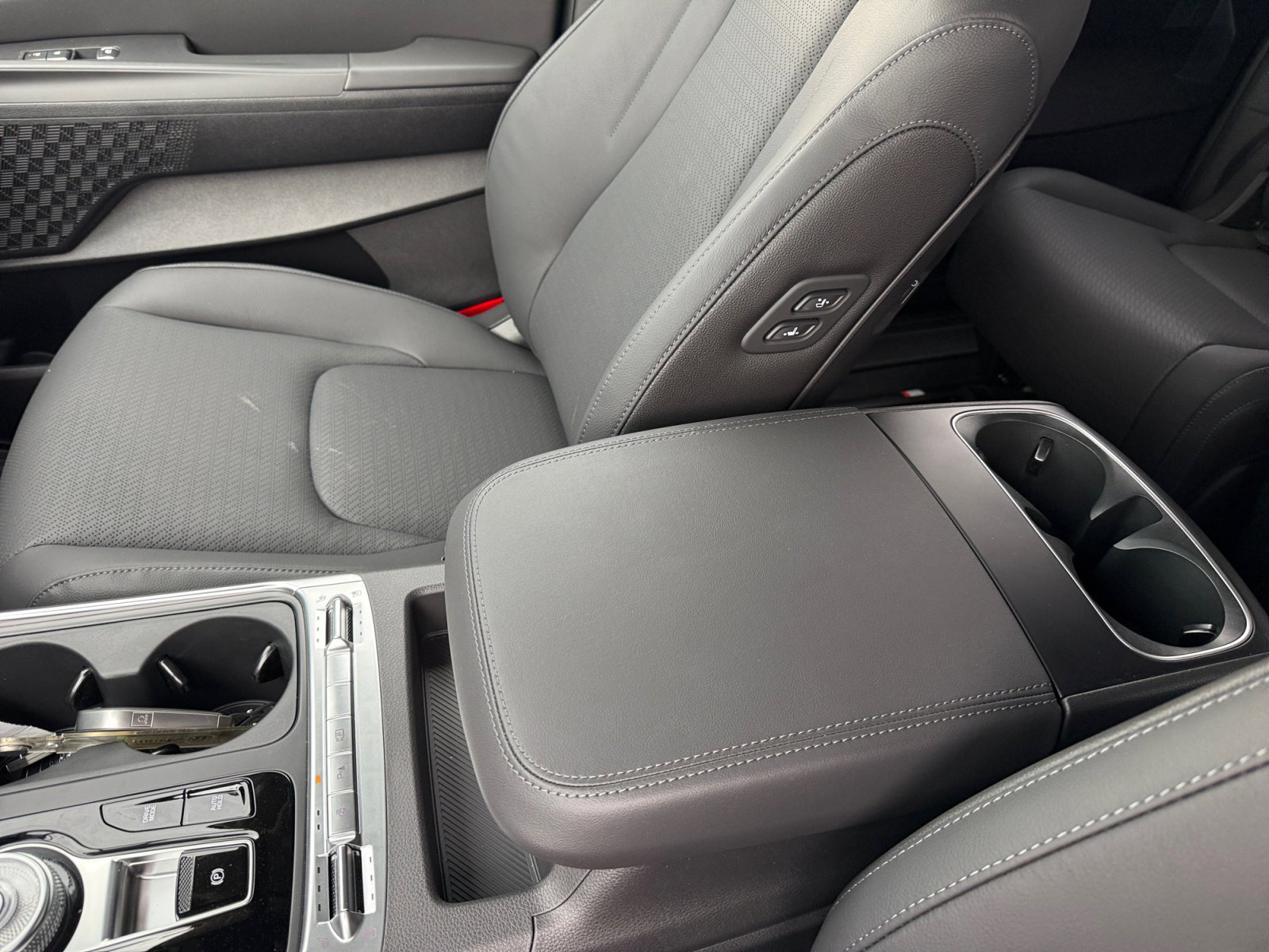 New 2026 Kia Carnival SX Prestige FWD image 14