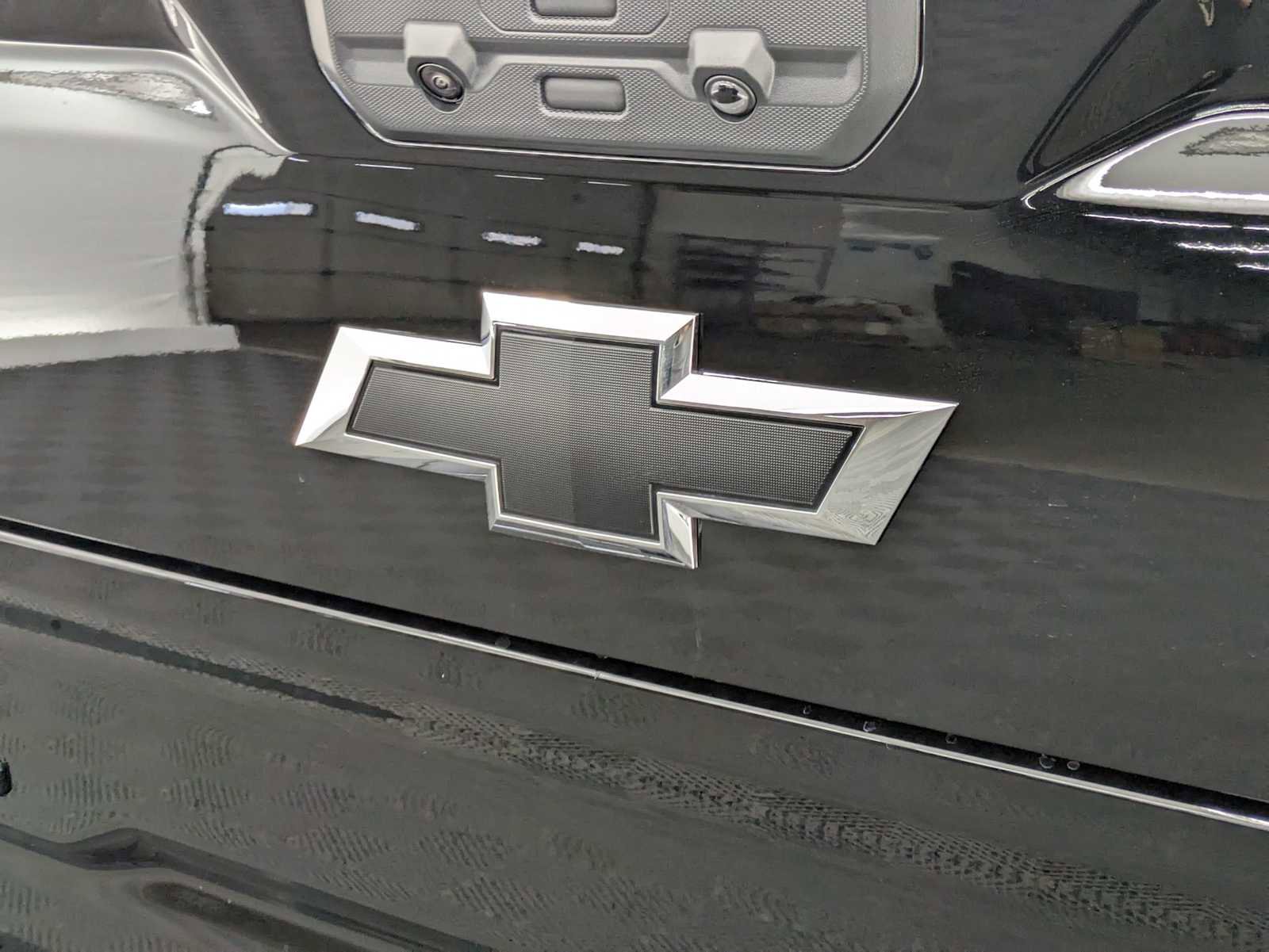 New 2026 Chevrolet Silverado 1500 High Country w/ Midnight Edition image 14