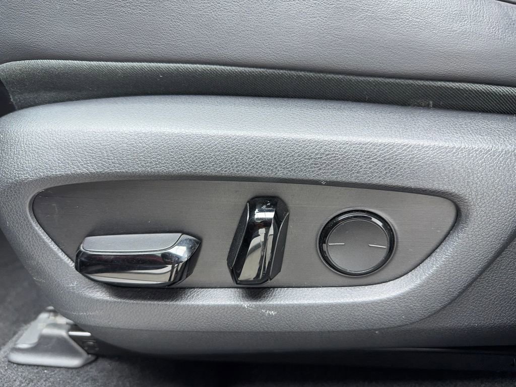 Used 2024 Lexus NX 250 FWD w/ Towing Package (2000 Lbs) image 52