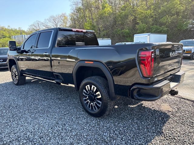 Used 2024 GMC Sierra 3500 Denali Ultimate image 3