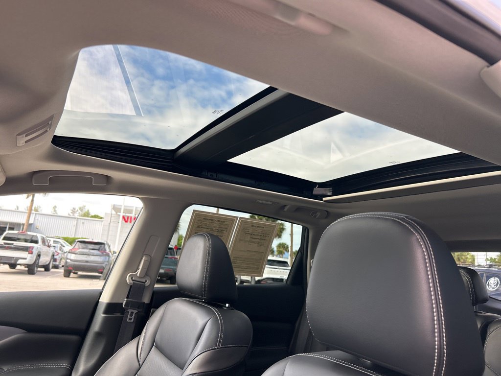 Certified 2024 Nissan Murano SL FWD image 22