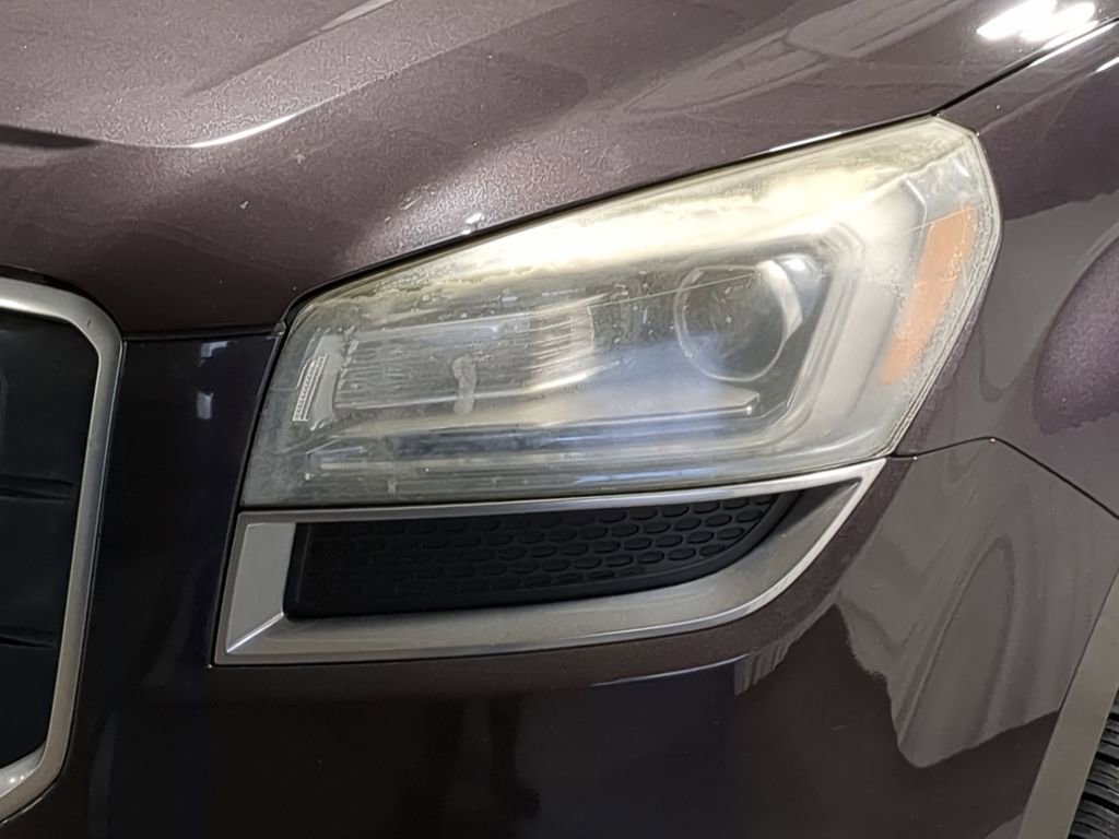 Used 2015 GMC Acadia SLE image 22