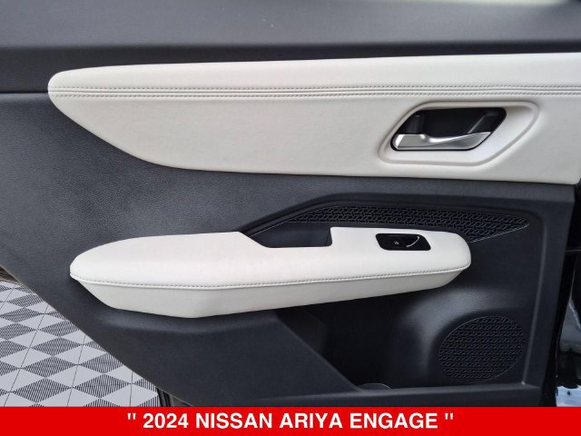 Used 2024 Nissan Ariya AWD image 29
