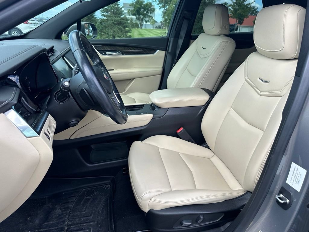 Used 2019 Cadillac XT5 FWD image 15