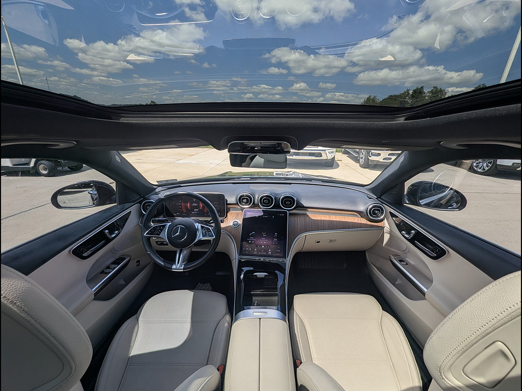 Used 2023 Mercedes-Benz C 300 4MATIC Sedan image 24
