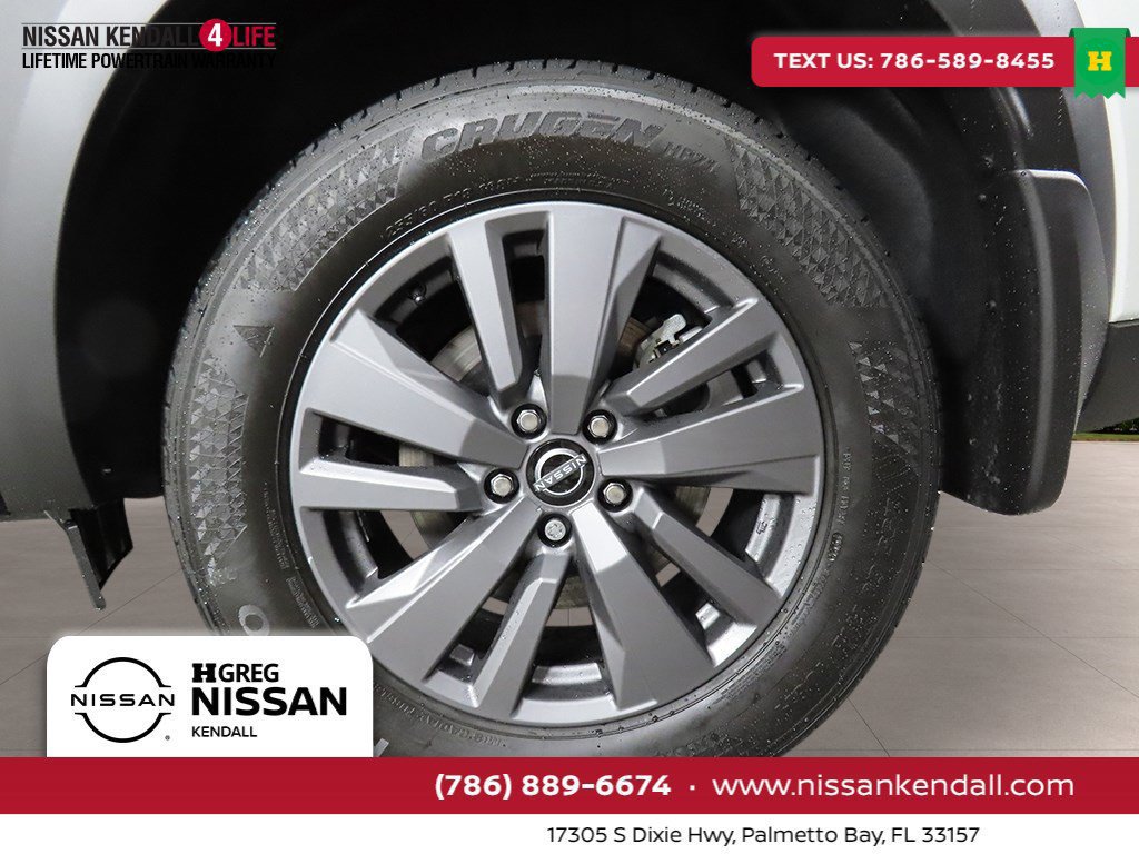 New 2026 Nissan Pathfinder SV w/ Cargo Package AWD/4WD image 9