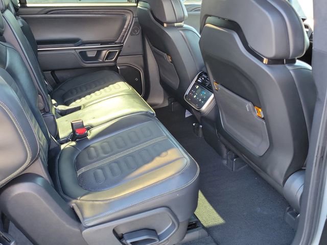 Used 2024 Rivian R1S Adventure image 17