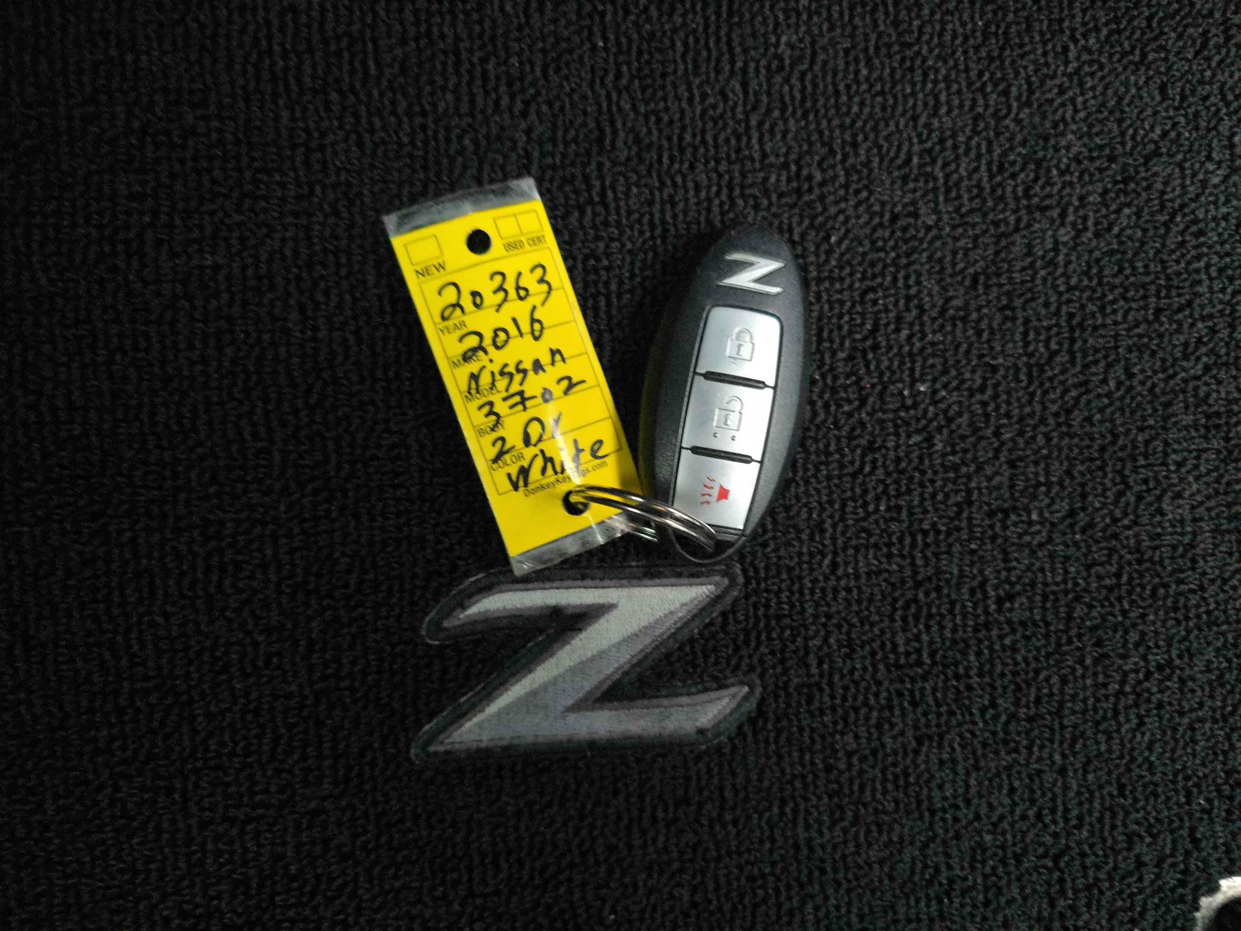 Used 2016 Nissan 370Z NISMO image 33