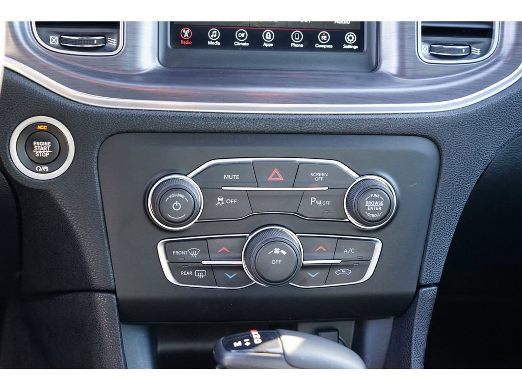 Used 2018 Dodge Charger SXT RWD image 23