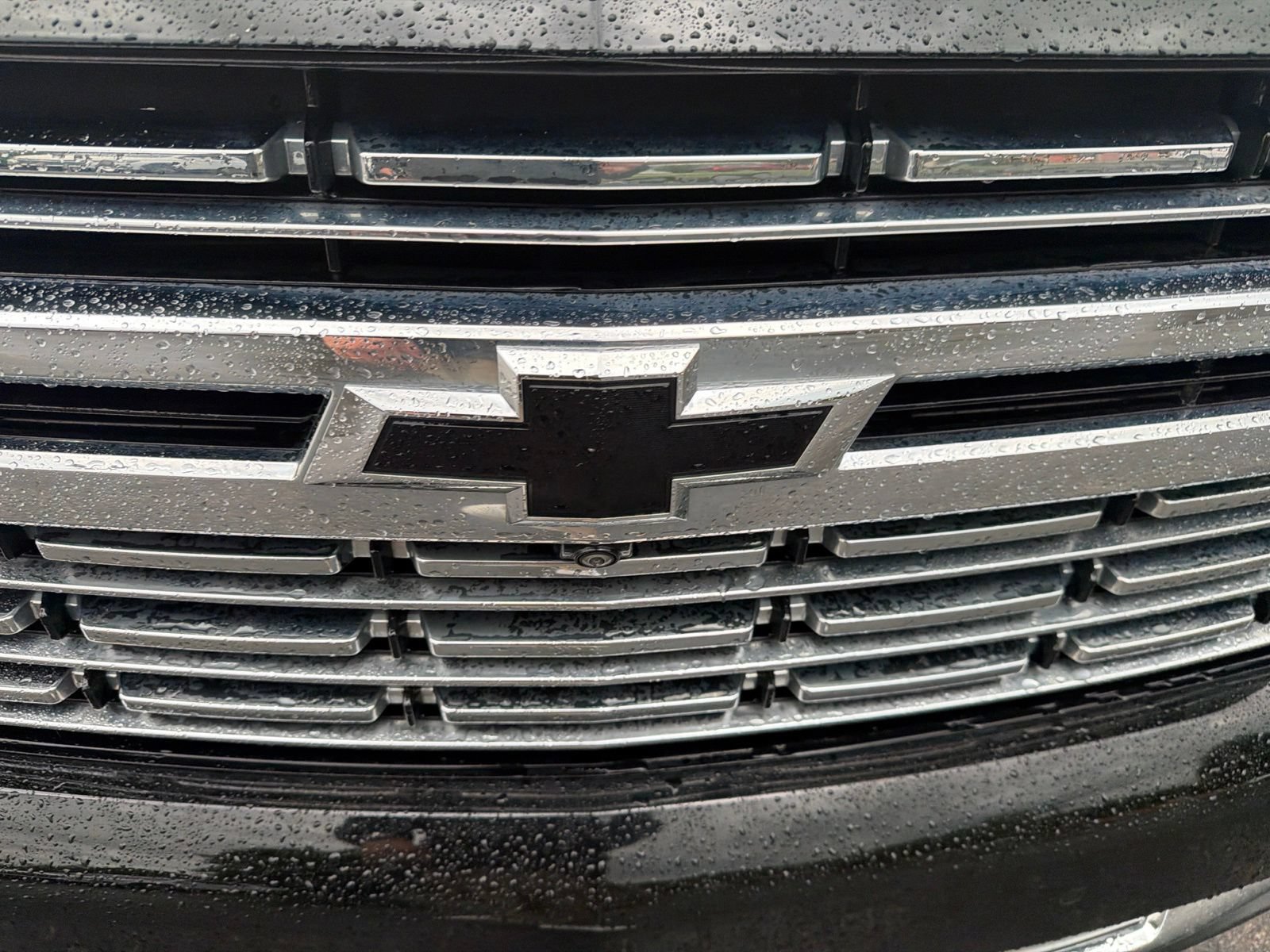 Used 2022 Chevrolet Suburban Premier AWD/4WD image 35
