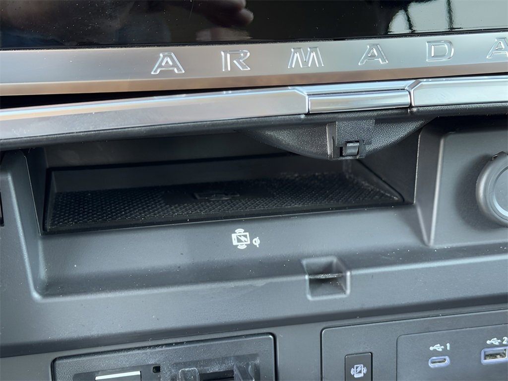 Used 2023 Nissan Armada SL w/ Captain's Chairs Package image 38