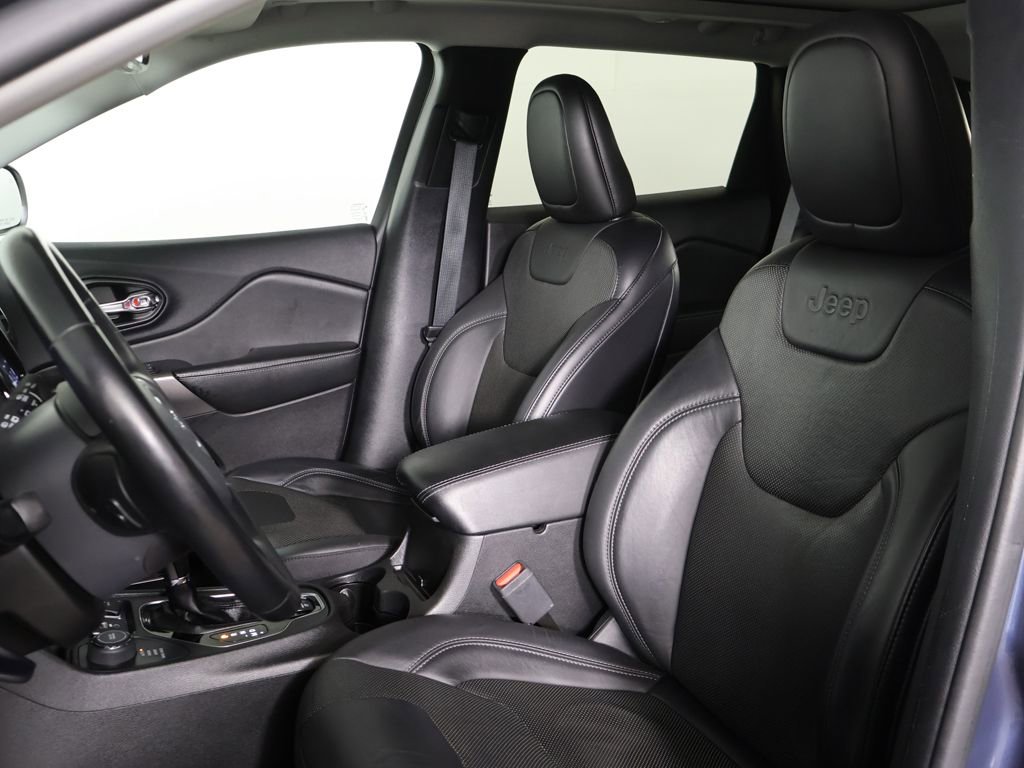 Used 2021 Jeep Cherokee Limited image 27