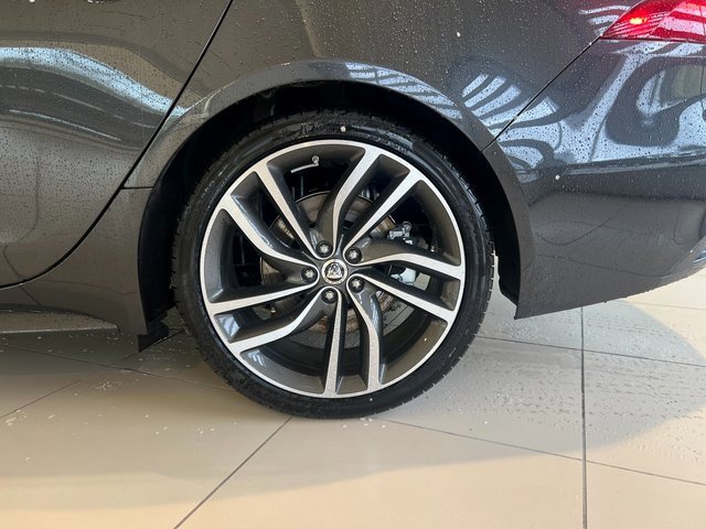 New 2024 Jaguar XF R-Dynamic SE image 30