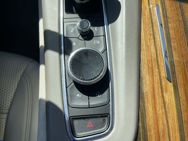 Used 2021 Cadillac Escalade ESV Sport Platinum AWD/4WD image 36